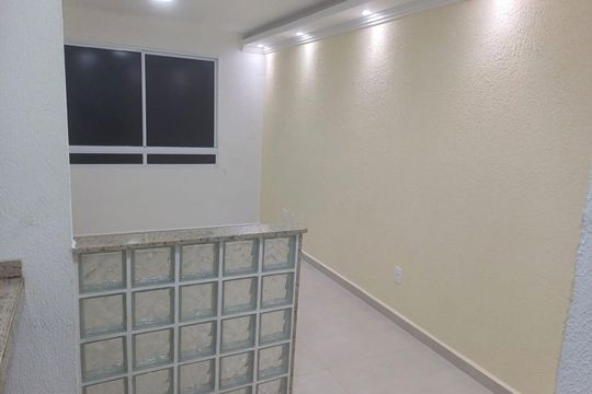 Quarto de apartamento para alugar com 2 quartos, 44m² em Vargem Pequena, Rio de Janeiro
