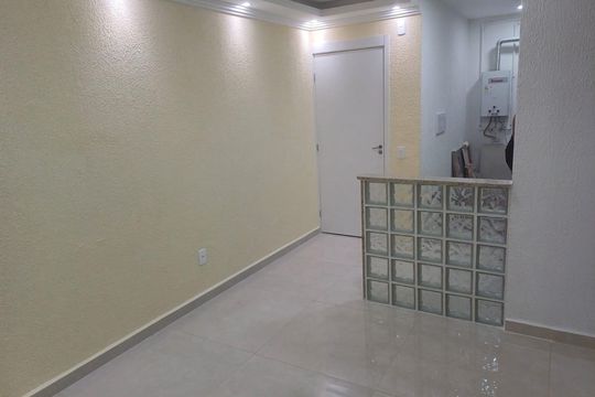 Sala de apartamento para alugar com 2 quartos, 44m² em Vargem Pequena, Rio de Janeiro