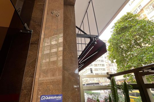 Placa de apartamento à venda com 1 quarto, 35m² em Copacabana, Rio de Janeiro