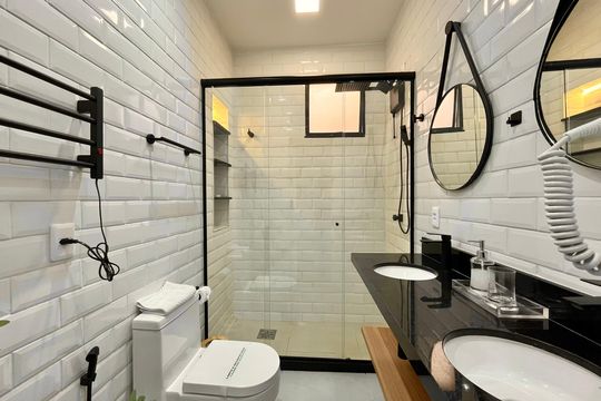 Banheiro de apartamento à venda com 1 quarto, 35m² em Copacabana, Rio de Janeiro