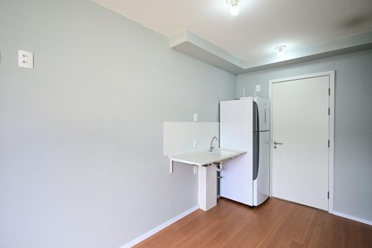 Cozinha de kitnet/studio à venda com 1 quarto, 17m² em Jardim Monte Kemel, São Paulo
