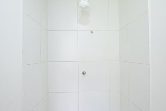 Banheiro de kitnet/studio à venda com 1 quarto, 17m² em Jardim Monte Kemel, São Paulo