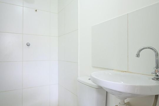 Banheiro de kitnet/studio à venda com 1 quarto, 17m² em Jardim Monte Kemel, São Paulo