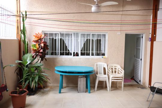 Casa à venda com 2 quartos, 144m² em Vila Antonieta, São Paulo