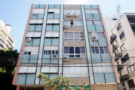 Fachada de apartamento à venda com 3 quartos, 132m² em Menino Deus, Porto Alegre