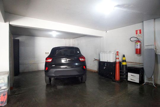 Box Garagem (vaga dupla) de apartamento à venda com 3 quartos, 132m² em Menino Deus, Porto Alegre
