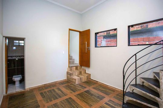 Sala de TV de casa para alugar com 2 quartos, 130m² em Canhema, Diadema