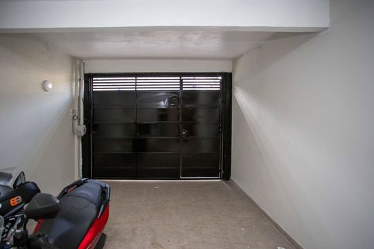 Garagem de casa para alugar com 2 quartos, 130m² em Canhema, Diadema