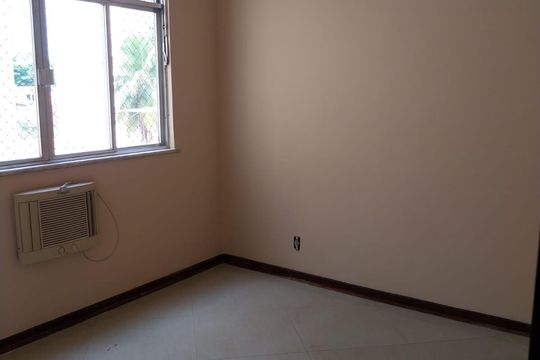 Quarto de apartamento à venda com 2 quartos, 64m² em Irajá, Rio de Janeiro