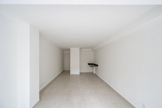 Sala/Quarto de kitnet/studio à venda com 1 quarto, 35m² em Mirandópolis, São Paulo