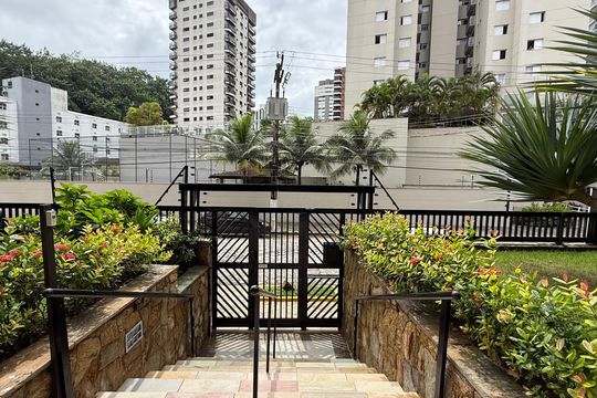 Fachada de apartamento para alugar com 2 quartos, 100m² em Vila Luis Antonio, Guarujá