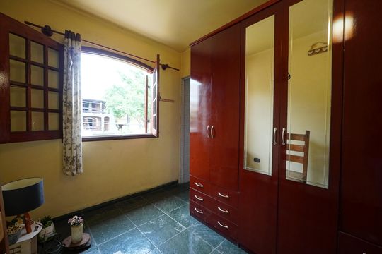 Casa à venda com 4 quartos, 240m² em Jardim da Gloria, São Paulo