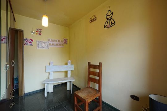 Casa à venda com 4 quartos, 240m² em Jardim da Gloria, São Paulo