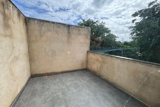 Varanda do quarto de casa de condomínio à venda com 4 quartos, 232m² em Vargem Pequena, Rio de Janeiro