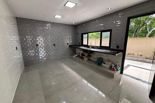 Cozinha de casa de condomínio à venda com 4 quartos, 232m² em Vargem Pequena, Rio de Janeiro