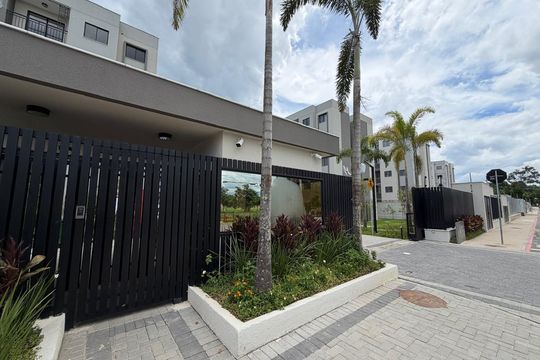Fachada de apartamento à venda com 2 quartos, 46m² em Barra Olímpica, Rio de Janeiro