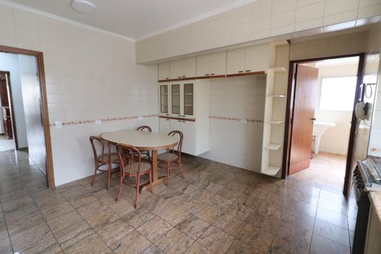 Cozinha de apartamento à venda com 5 quartos, 155m² em Centro, Osasco