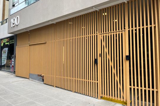 Fachada do Prédio de kitnet/studio para alugar com 1 quarto, 30m² em Perdizes, São Paulo