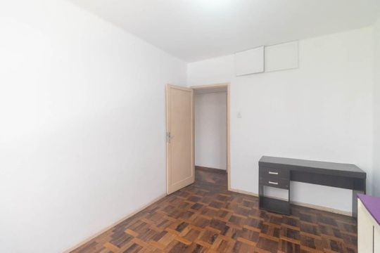 Quarto 3 de apartamento para alugar com 3 quartos, 92m² em Centro Histórico, Porto Alegre