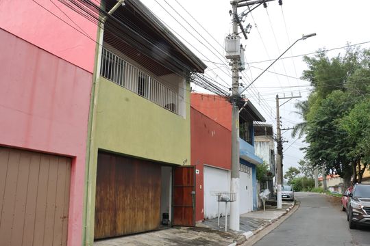 Casa para alugar com 2 quartos, 140m² em Jardim Nova Coimbra, Cotia