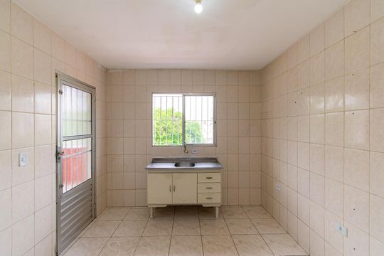 Cozinha de casa para alugar com 1 quarto, 35m² em Vila Ema, São Paulo