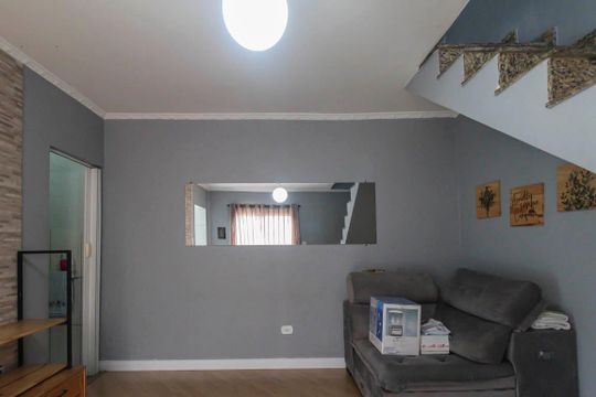 Casa para alugar com 4 quartos, 350m² em Cidade Satelite Santa Barbara, São Paulo
