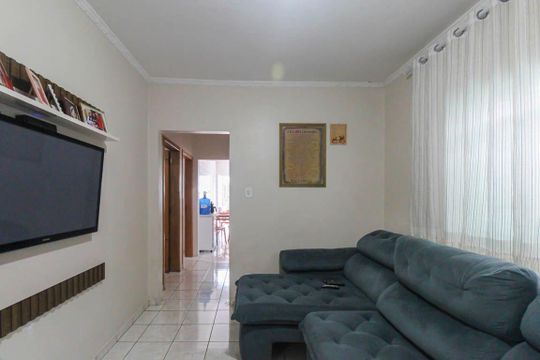 Casa para alugar com 4 quartos, 350m² em Cidade Satelite Santa Barbara, São Paulo