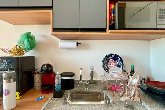 Cozinha de kitnet/studio para alugar com 1 quarto, 27m² em Pinheiros, São Paulo