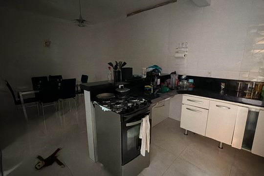 Cozinha de casa à venda com 4 quartos, 200m² em Parque Savoi City, São Paulo