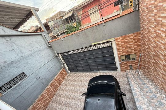 Área externa de casa à venda com 4 quartos, 200m² em Parque Savoi City, São Paulo