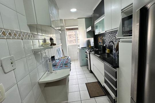 Cozinha de apartamento para alugar com 3 quartos, 84m² em Recreio dos Bandeirantes, Rio de Janeiro