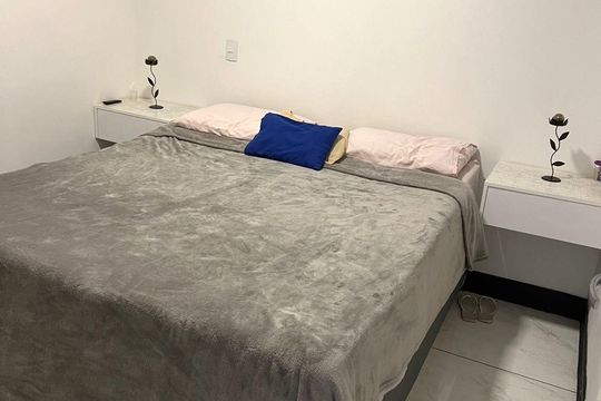Quarto de apartamento à venda com 2 quartos, 40m² em Campestre, Santo André