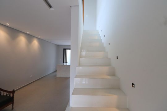 Sala de casa à venda com 4 quartos, 150m² em Vila Carrão, São Paulo