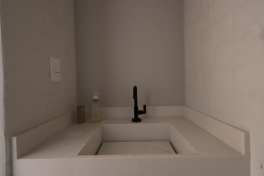 Lavabo de casa à venda com 4 quartos, 150m² em Vila Carrão, São Paulo