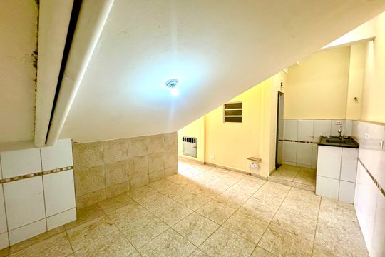 Quarto de kitnet/studio para alugar com 1 quarto, 45m² em Parque Residencial Bambi, Guarulhos