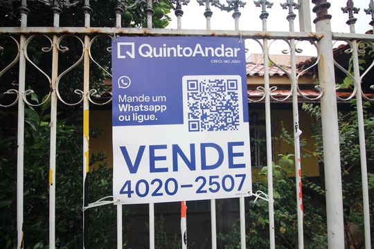 Placa de casa à venda com 2 quartos, 360m² em Araguaia, Belo Horizonte