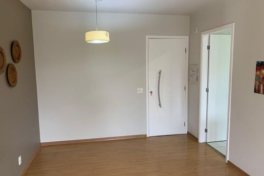 Sala de apartamento à venda com 2 quartos, 62m² em Indianópolis, São Paulo