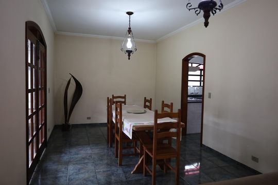 Casa à venda com 3 quartos, 720m² em Interlagos, São Paulo