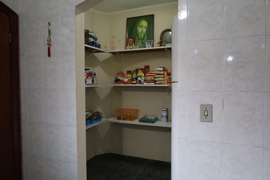 Casa à venda com 3 quartos, 720m² em Interlagos, São Paulo