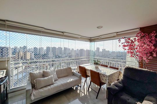 Varanda de apartamento à venda com 3 quartos, 103m² em Tatuapé, São Paulo