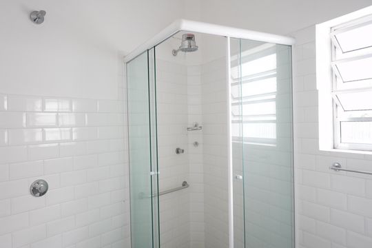 Banheiro de apartamento à venda com 1 quarto, 79m² em Belenzinho, São Paulo