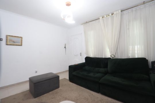 Sala de casa à venda com 3 quartos, 135m² em Vila Olinda, São Paulo