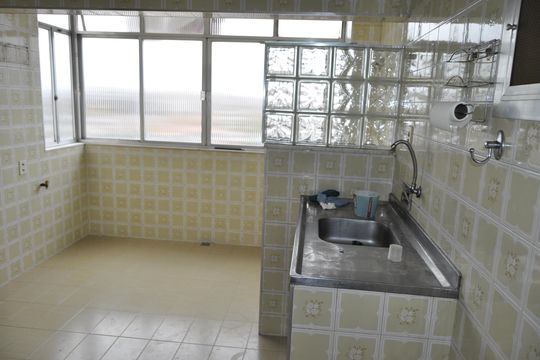 Cozinha de apartamento para alugar com 3 quartos, 80m² em Pilares, Rio de Janeiro