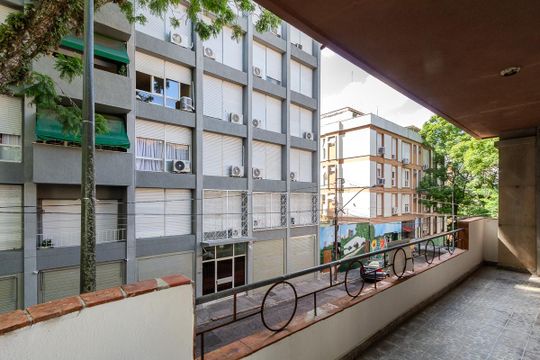 Varanda da Sala de apartamento à venda com 3 quartos, 90m² em Centro Histórico, Porto Alegre