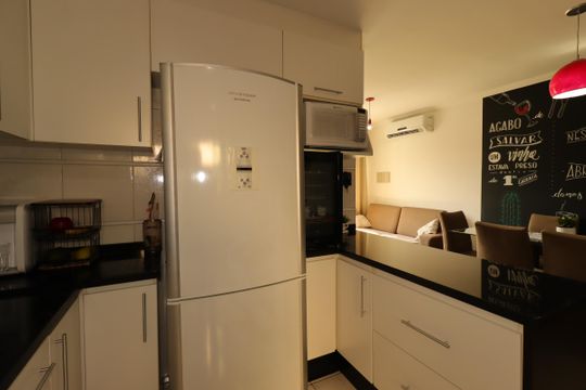 Cozinha de apartamento à venda com 2 quartos, 57m² em Vila Camilópolis, Santo André