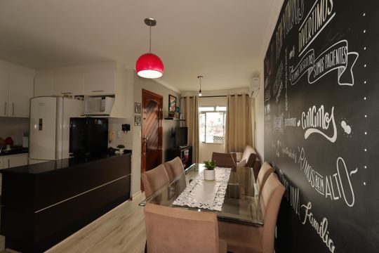 Sala de apartamento à venda com 2 quartos, 57m² em Vila Camilópolis, Santo André