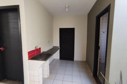 Casa para alugar com 4 quartos, 300m² em Jardim Karaíba, Uberlândia
