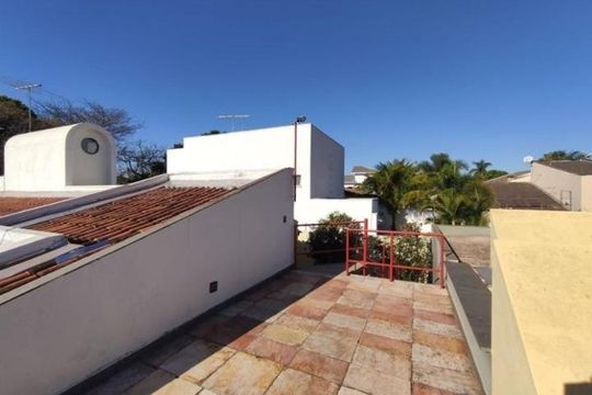 Casa para alugar com 4 quartos, 300m² em Jardim Karaíba, Uberlândia