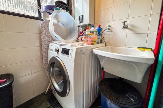 Área de Serviço de apartamento para alugar com 2 quartos, 70m² em Pinheiros, São Paulo