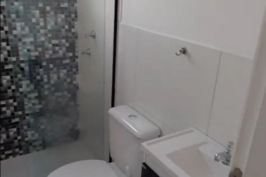 Apartamento à venda com 2 quartos, 47m² em Jardim Santa Teresinha, São Paulo